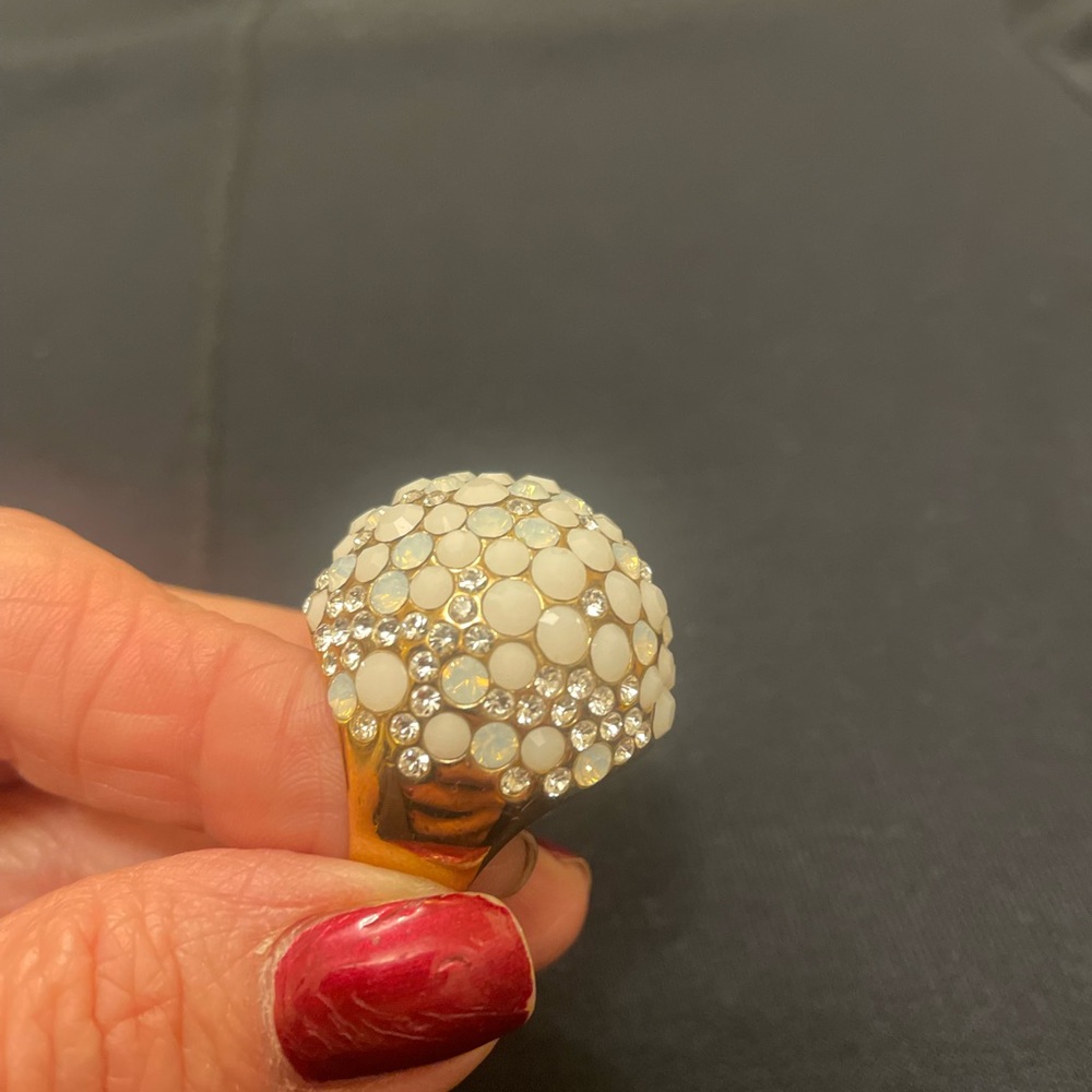Henri Bendel jumbo ring
